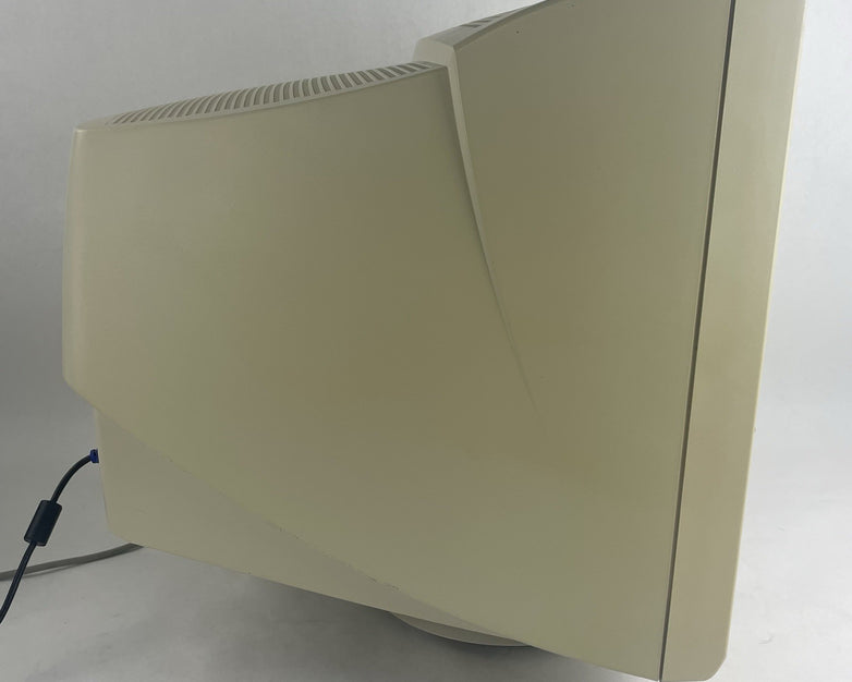 Gateway VX920 Diamondtron NF 17" Flatscreen CRT Monitor 1600x1200 85Hz
