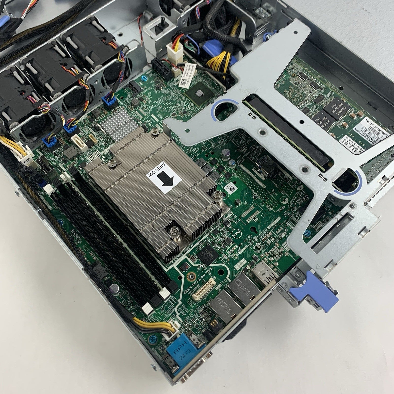 Dell PowerEdge R330 1x Xeon E3-1230v5 3.4 GHz 16 GB PERC H330 No OS No HDD18