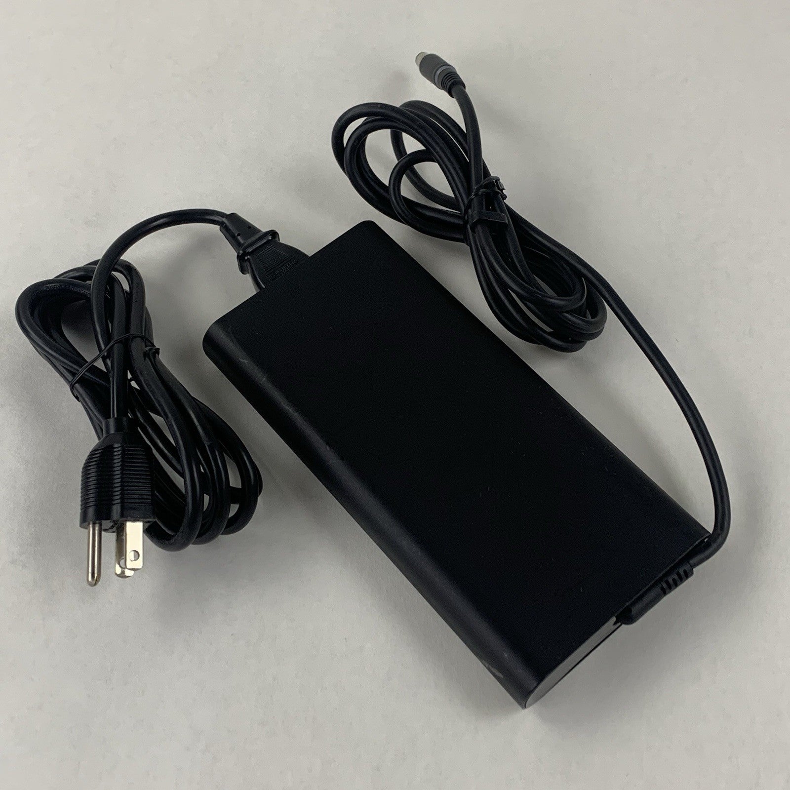Dell LA240PM180 240 Watt Laptop AC Power Adapter 19.5V 12.3A Large Tip w/ Cable5
