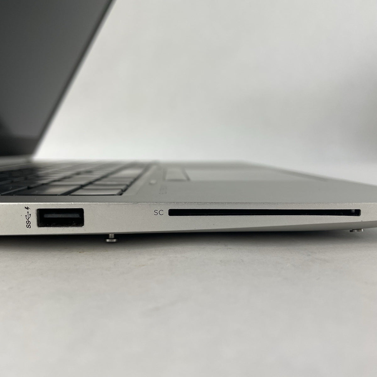 HP EliteBook 850 G5 15.6" i7-8650U 1.90 GHz 16 GB RAM No SSD/OS/AC - Dent8