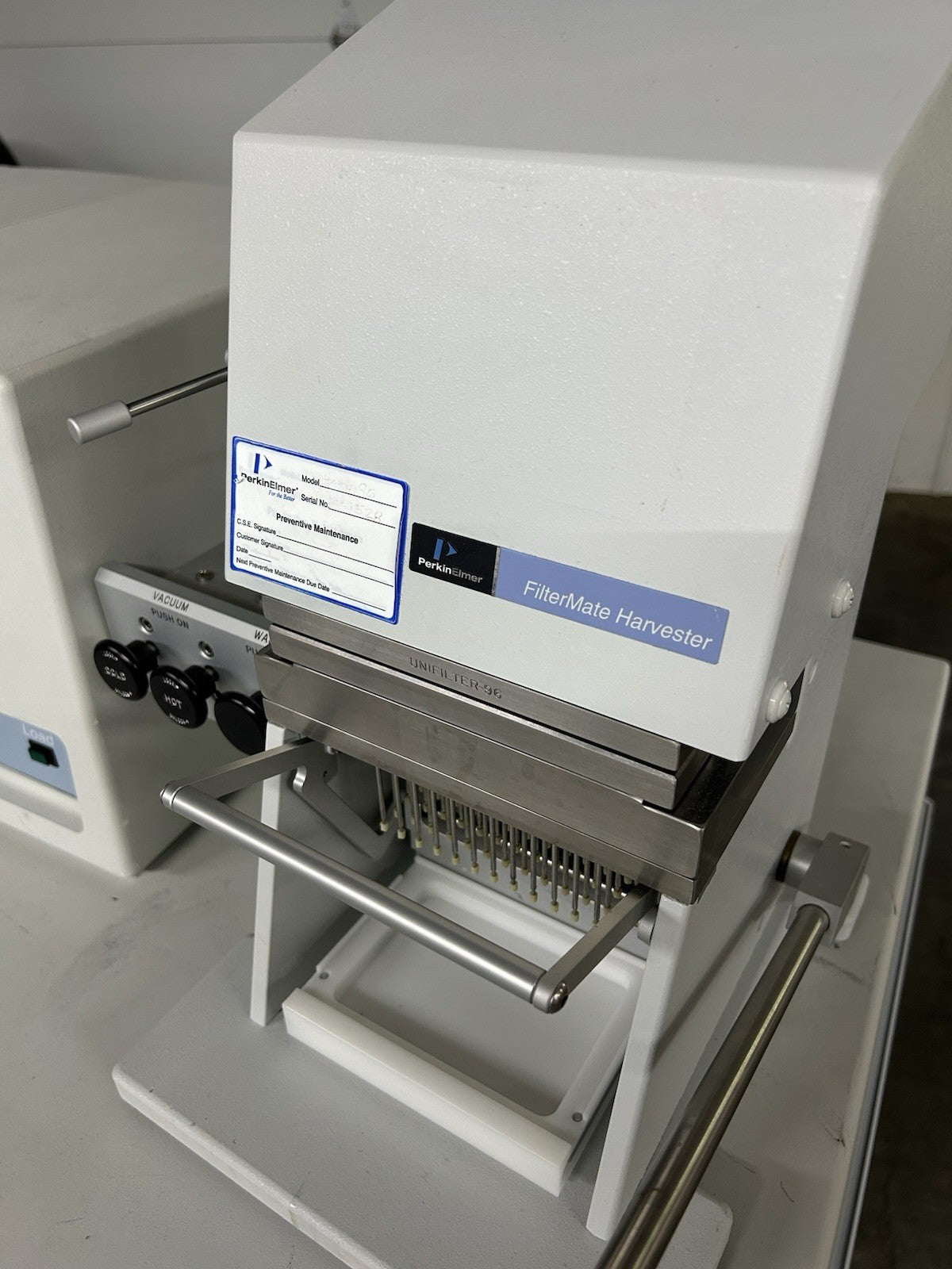 Perkin Elmer Topcount NXT HTS C384V00 Microplate Scintillation w/ Harvester