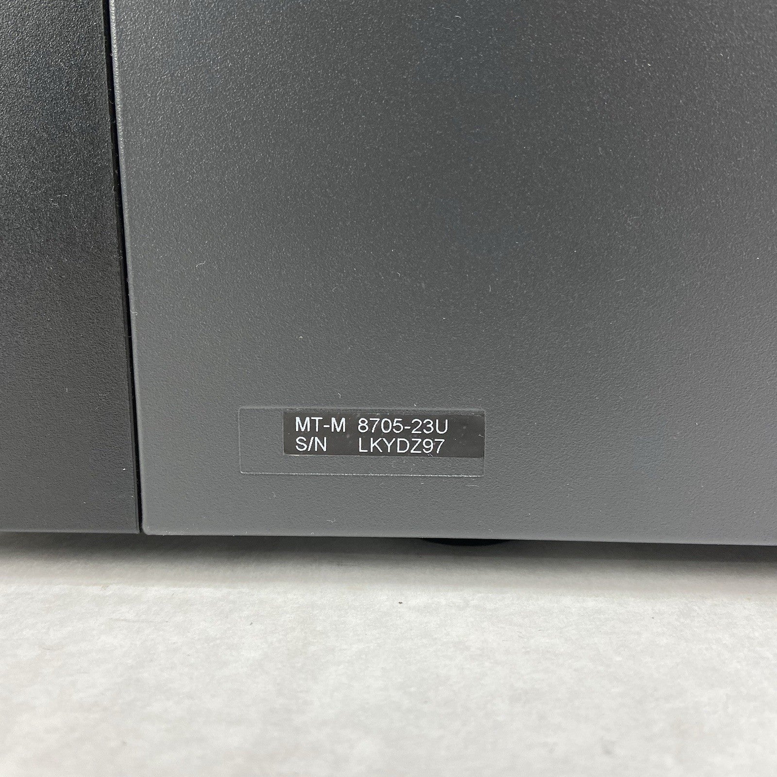 Lenovo ThinkCentre A55 MT Intel Pentium 4 3.06GHz 2GB RAM No HDD/OS XP Pro COA4