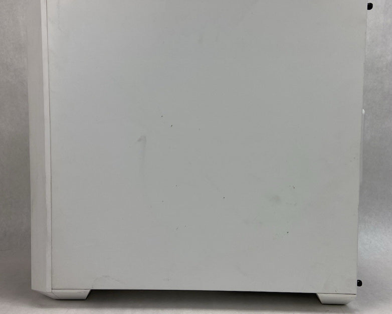 Cooler Master MasterBox 5 ATX Mid Tower Computer Case Seasonic SS-520GM 520W PSU