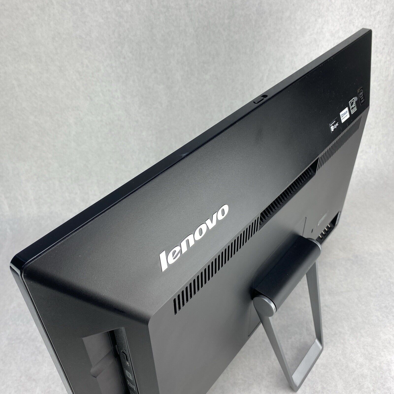 Lenovo ThinkCentre E93z AIO Intel Core i3-4130 3.40GHz 8GB RAM No HDD No OS