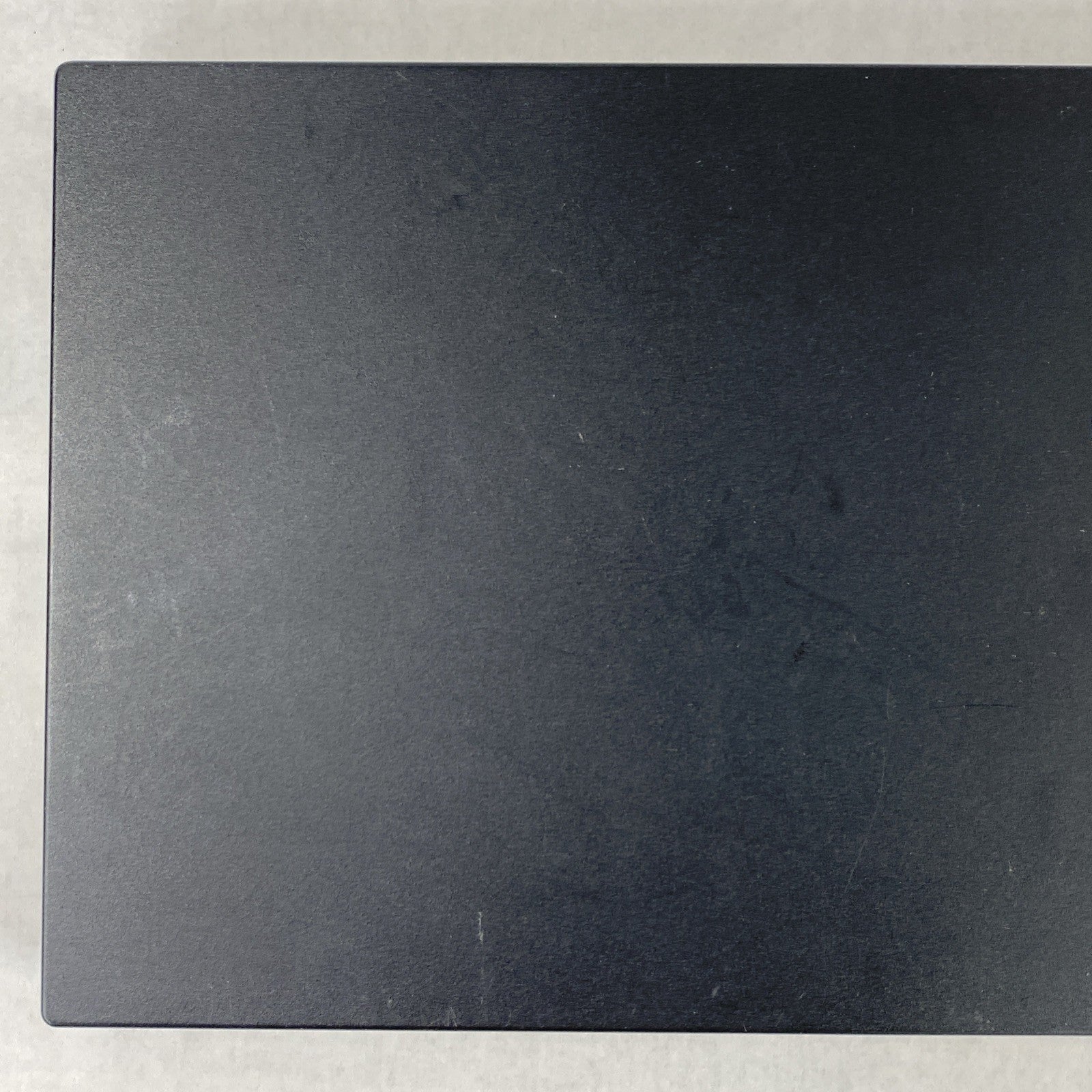 Lenovo ThinkPad L490 Intel Core i5-8265U 1.60 GHz 8 GB RAM 14.0" No HDD No OS