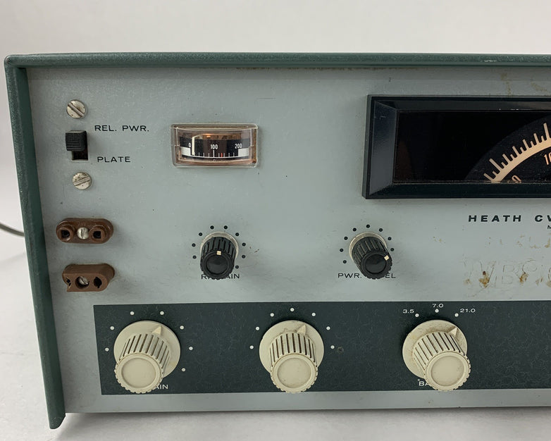 Heathkit HW-16 CW Transceiver  Powers On