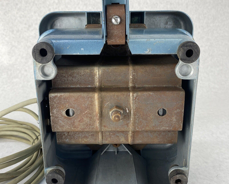Vintage Sears Roebuck & Co. Self-powered Jig Saw Model 110.27081