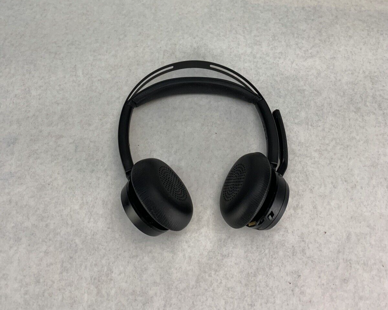 Plantronics Poly Voyager Focus 2 Wireless Headset
