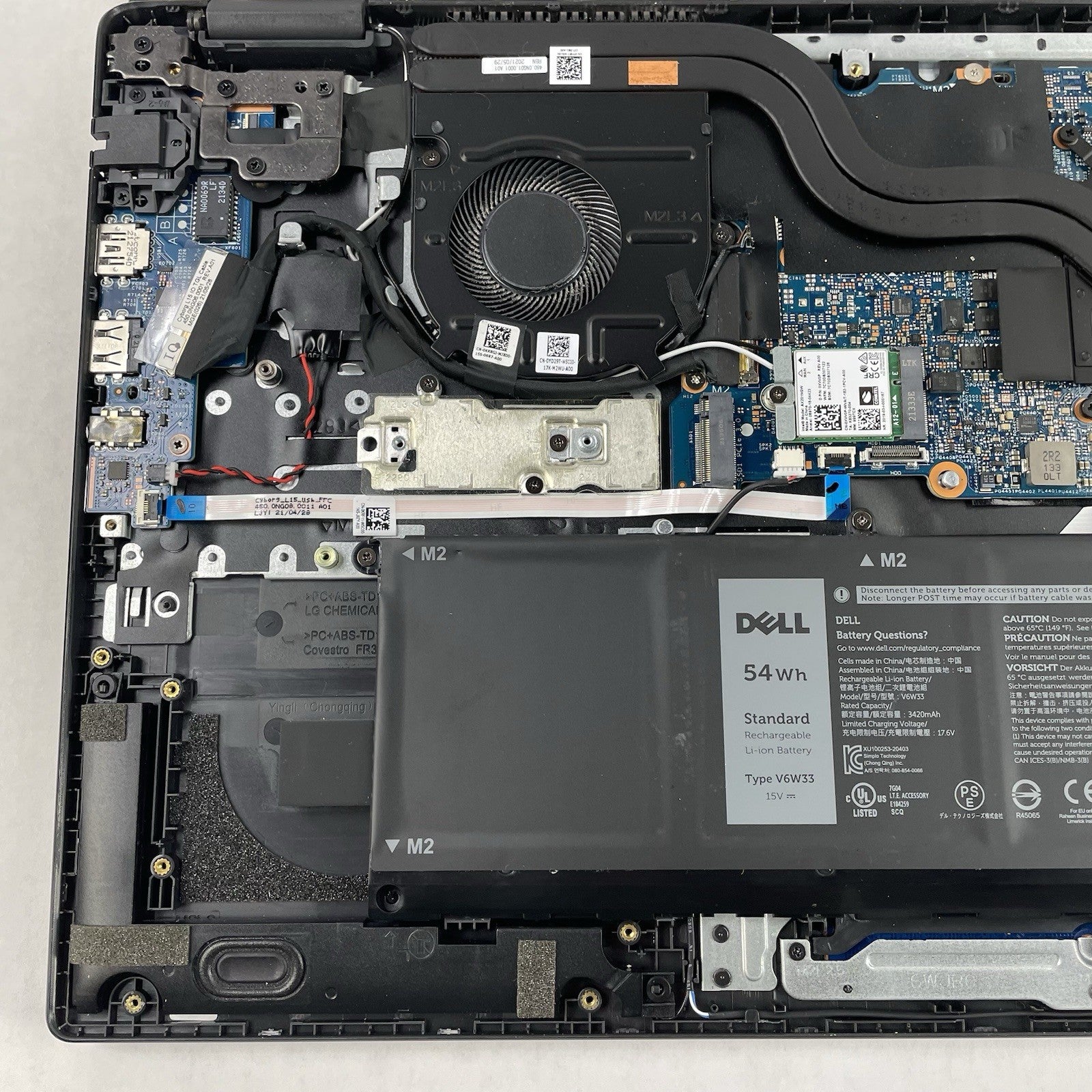 Dell Latitude 3520 15.6" i5-1145G7 2.60 GHz 8 GB RAM No SSD/OS/AC16