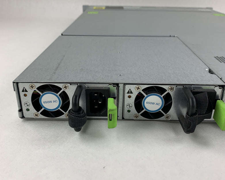 Cisco UCSC-C220-M3SBE Server 2x Xeon E5-2609 2.4 GHz 64 GB RAM No OS No HDD