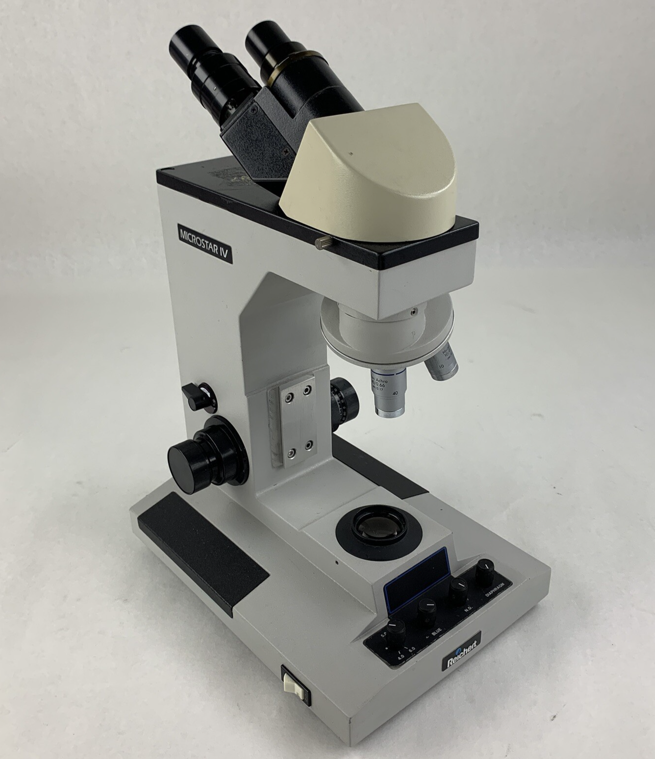 Reichert Microstar IV 410 Lab Microscope 10/.25 40/0.66 100/1.25 Oil No Bulb