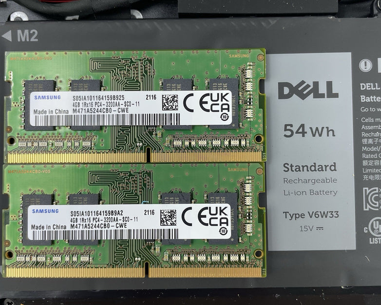 Dell Inspirton 15 5510 15.6" i5-11320H 3.20GHz 8GB RAM No SSD/OS/AC - Bad Bottom