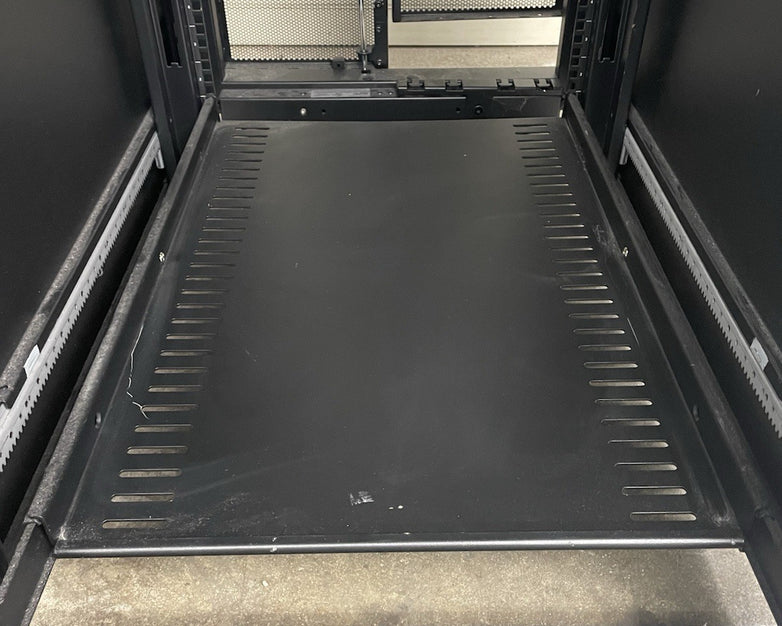 APC AR3104 Server Rack Enclosure w/ Keys