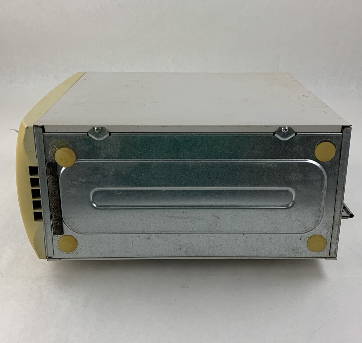 Gateway E-3600 MT Intel Pentium 4 1.6 GHz 680 MB RAM No HDD No OS