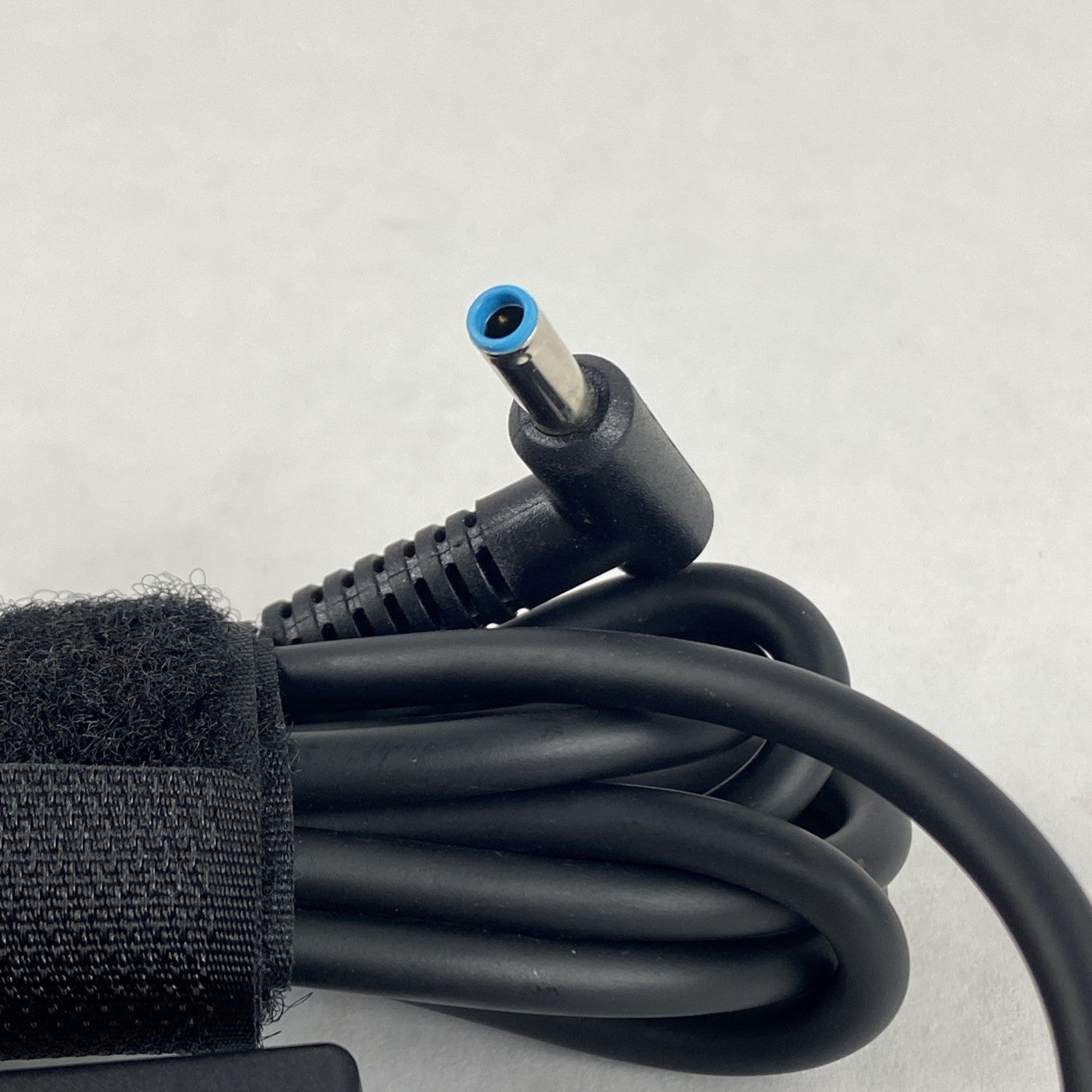HP TPN-LA18 240V 1.7A Blue Tip AC Adapter No Power Cord Lot of 52
