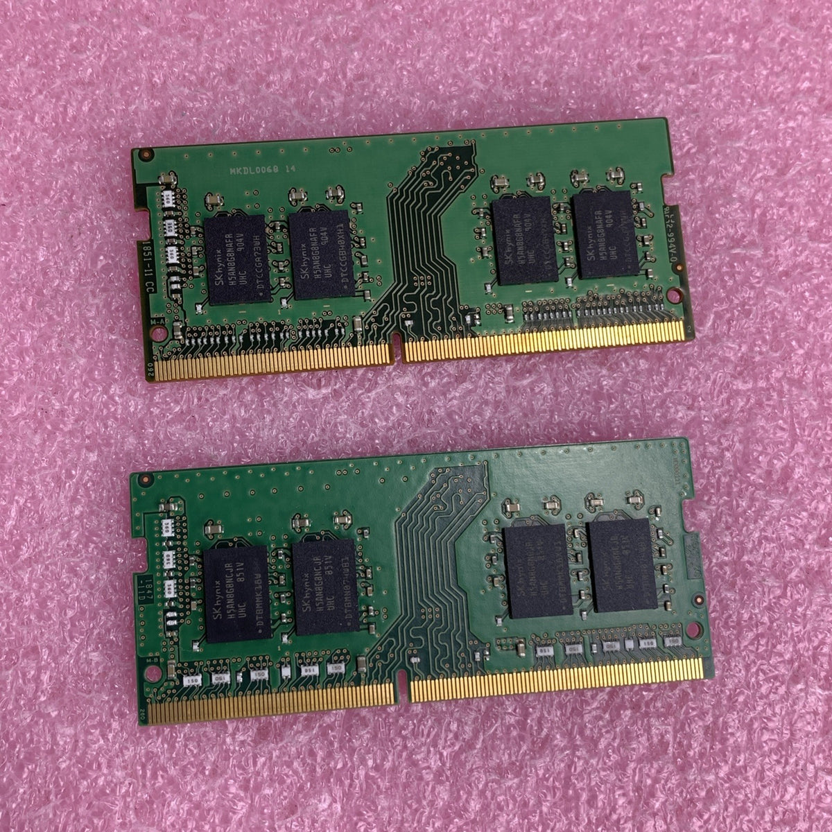 SK Hynix 8GB DDR4 PC4-2400T Laptop RAM HMA81GSAFR8N-UH - Lot of 2 - Tested4