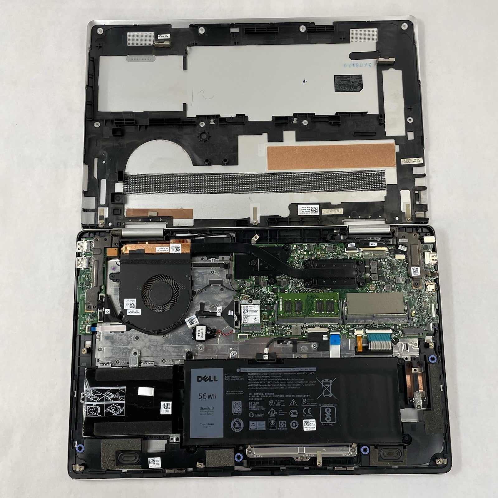 Dell Inspiron 7786 17.3" i7-8565U 1.80 GHz 8 GB RAM No SSD/OS/AC NVDIA MX25019