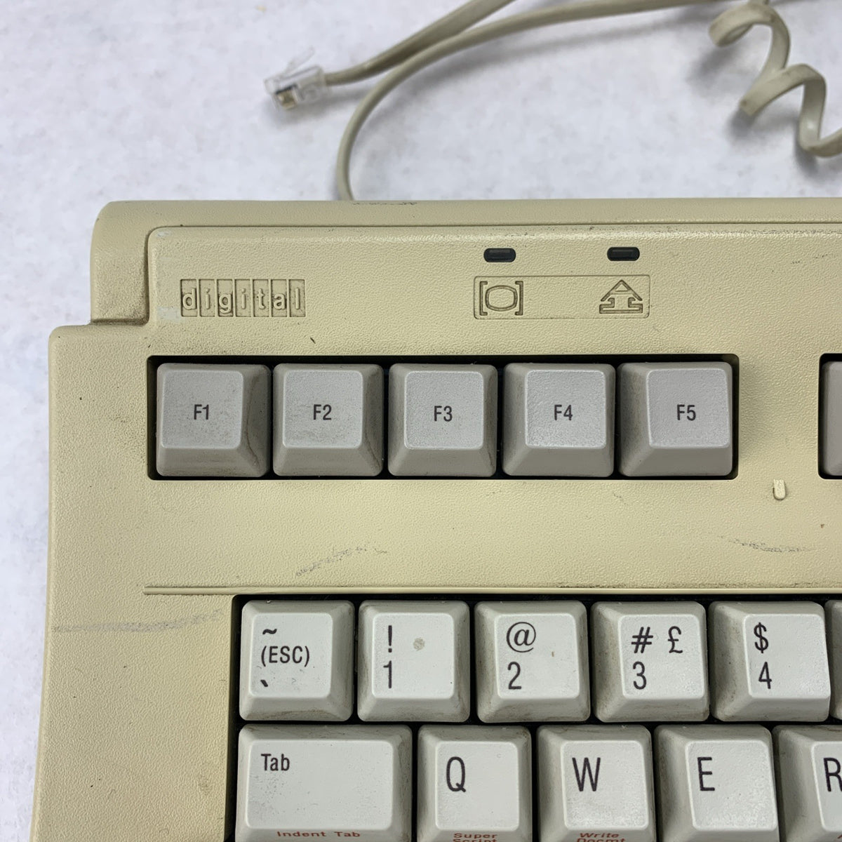 Digital LK402-AA A02 Word Processing and Mainframe Terminal Keyboard 30-32041-012