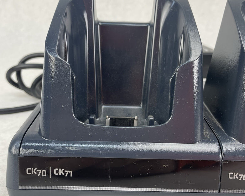 Intermec 1002UU05 CN70 4-Bay Network Cradle Charging Dock w/ AC Adapter