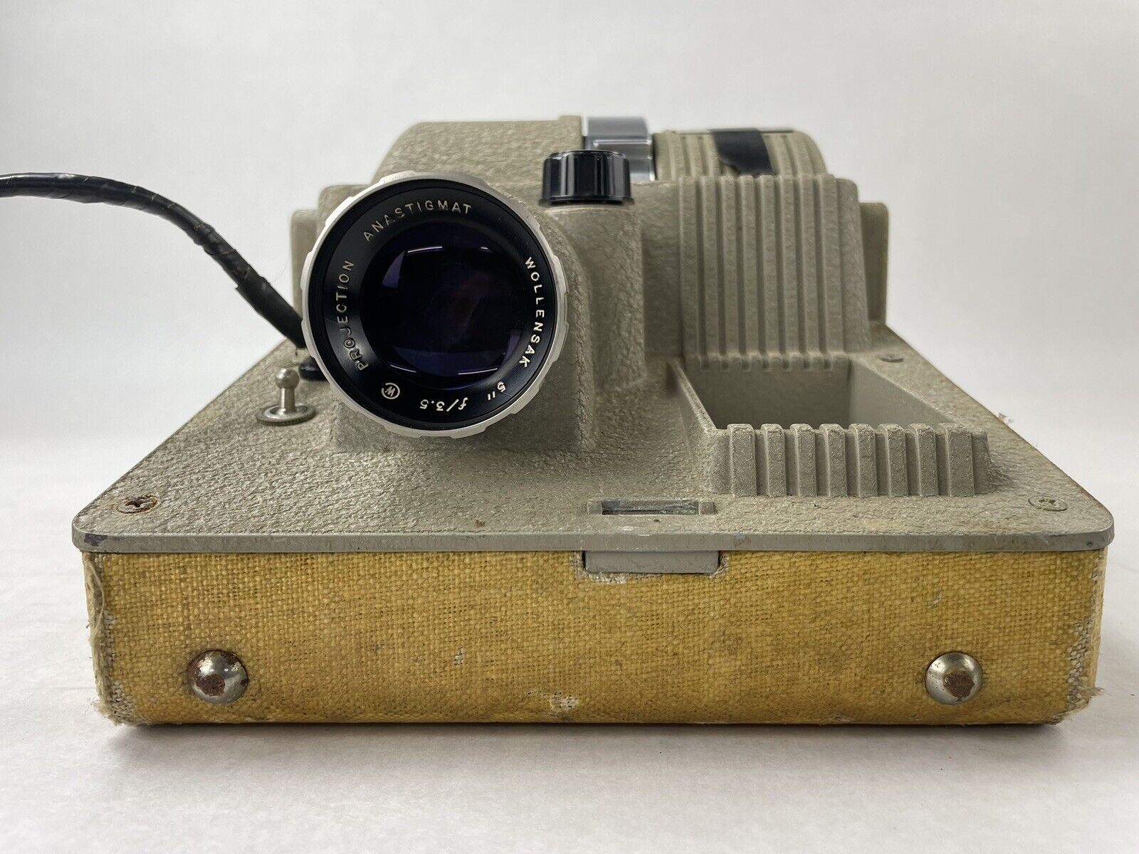 Revere P-444 Slide Projector With Case - Untested Parts Only