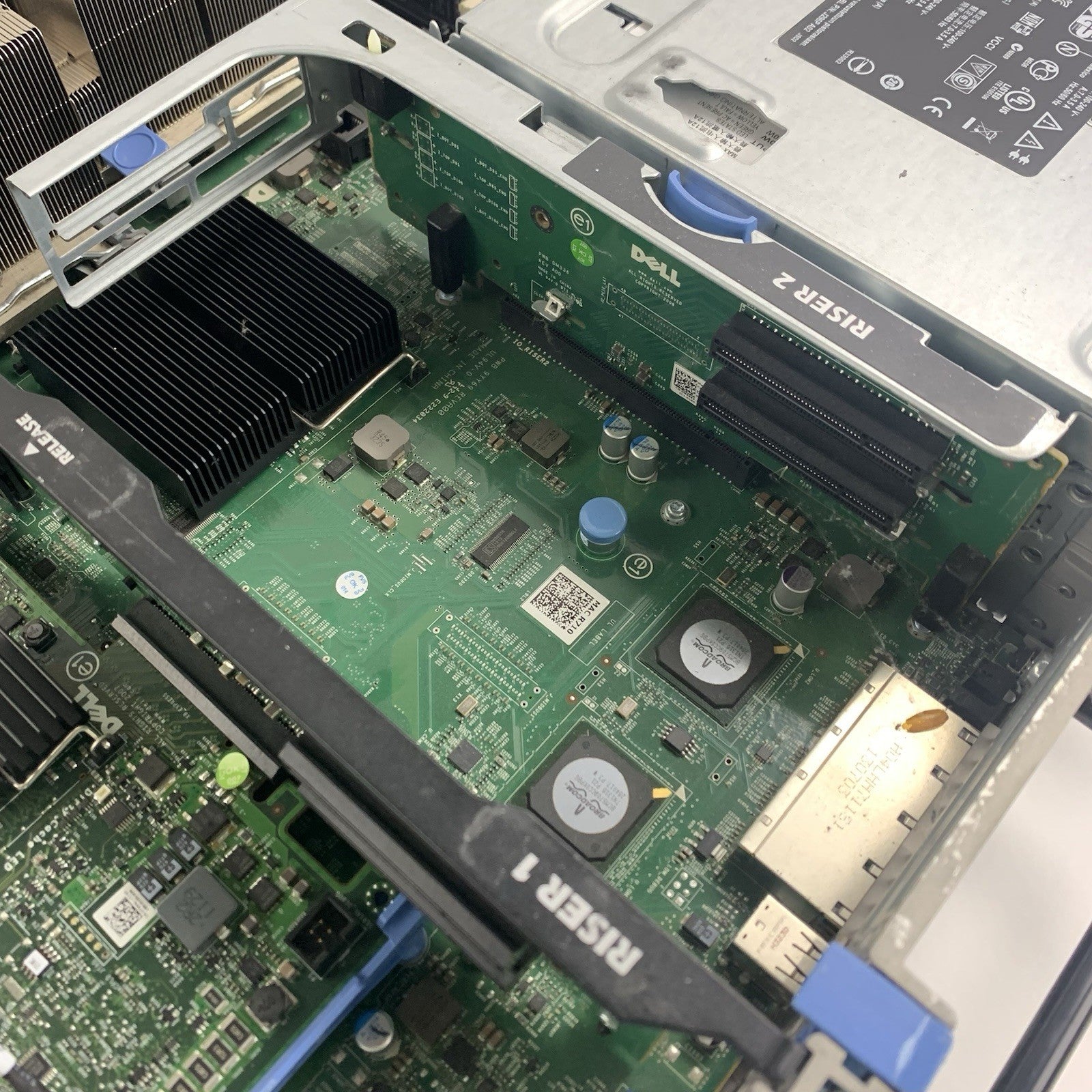 Dell Poweredge R710 Server 2x E5620 2.4 GHz 48 GB Ram Bad ODD No HDD No OS15