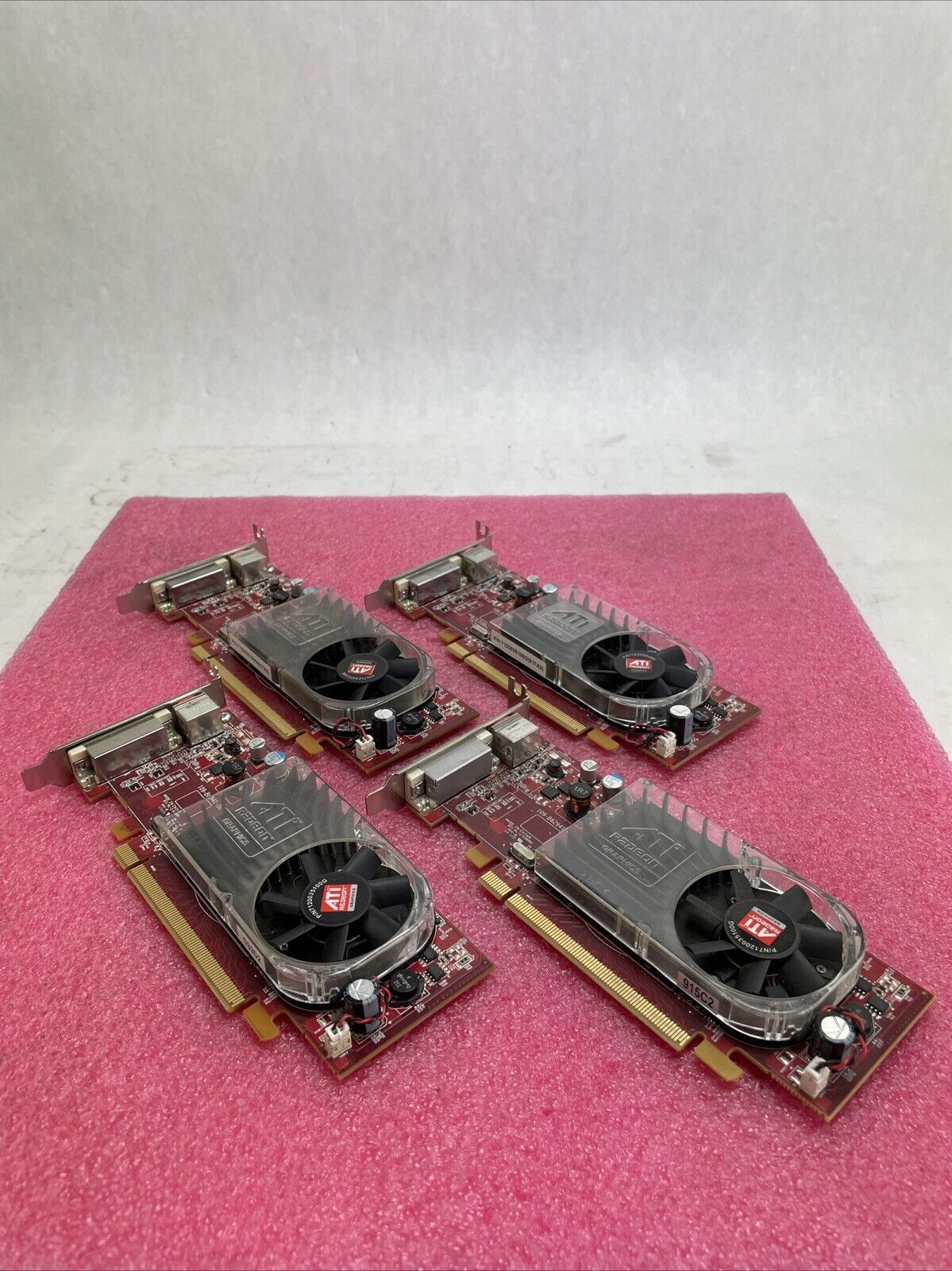 Lot of 4 AMD Radeon HD 2400XT Pro 256MB PCI-e ATI-102-B62902(B)