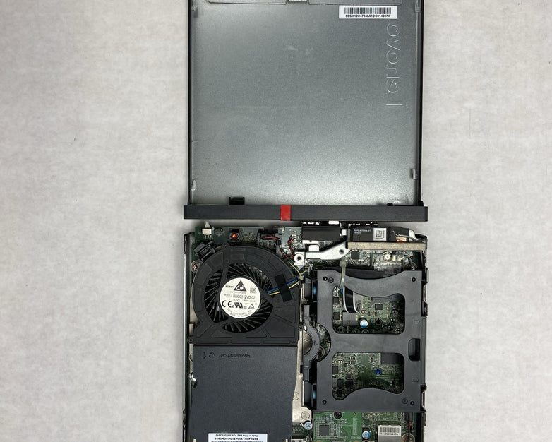 Lenovo ThinkCentre M75Q-1 Micro AMD Ryzen 5 Pro 3400 3.3GHz 8GB RAM No HDDOSAC