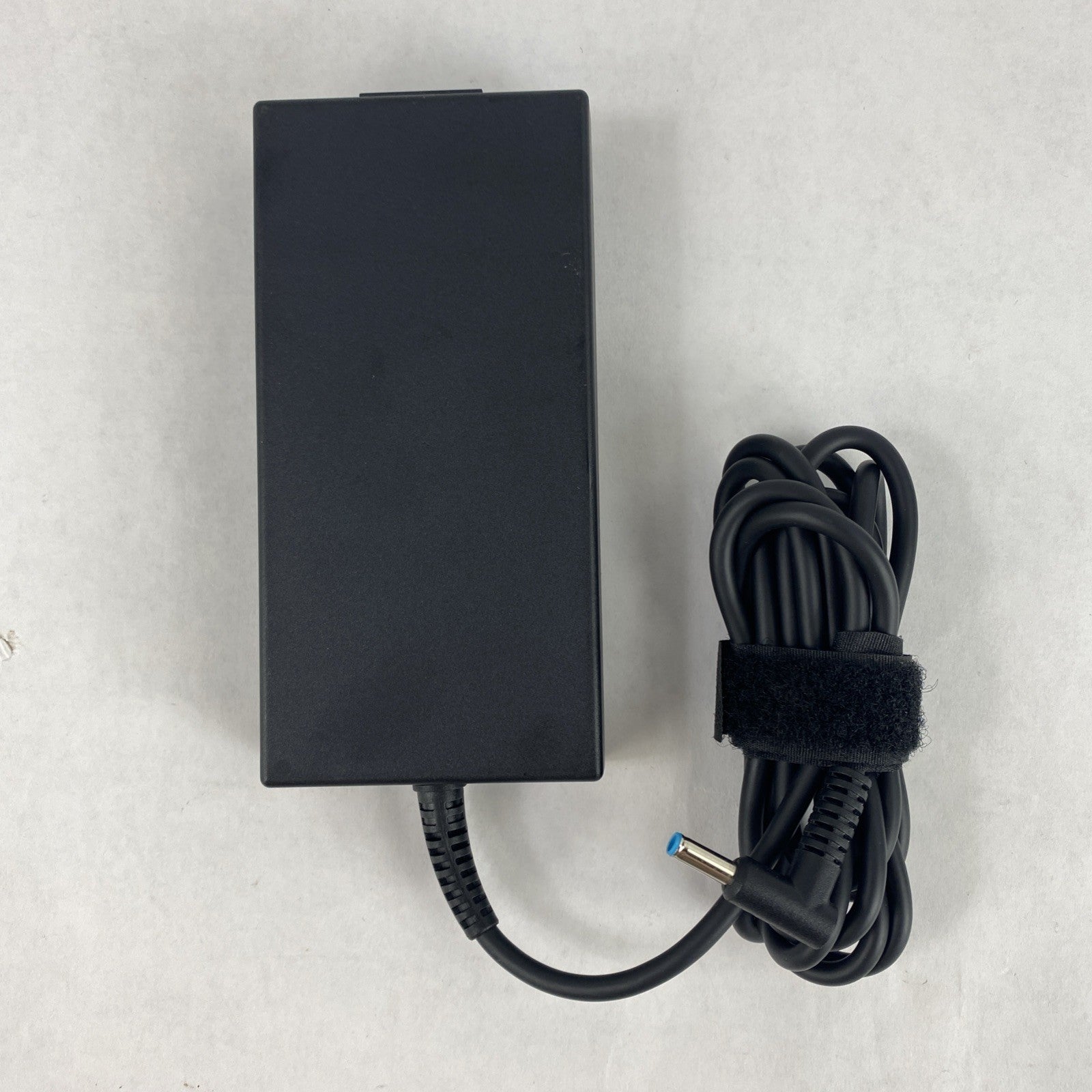 HP TPN-LA18 240V 1.7A Blue Tip AC Adapter No Power Cord Lot of 51