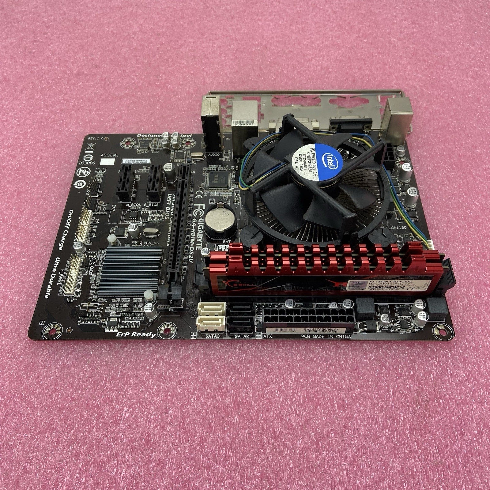 Gigabyte H81M-DS2V Motherboard Intel Pentium G3220 3GHz 4GB RAM w/IO Shield2