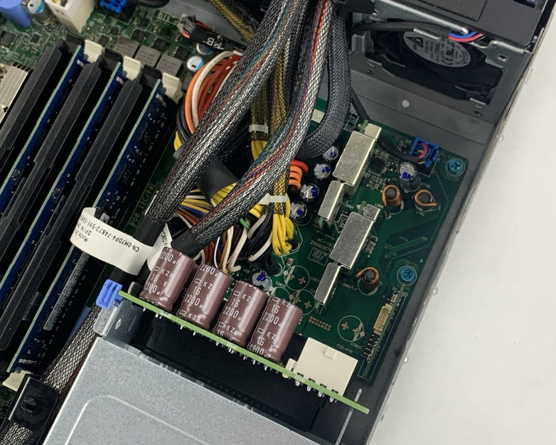 Dell OEMR XL R520 Server 1x E5-2407 2.20 GHz 12 GB RAM No HDD No OS No PSUs