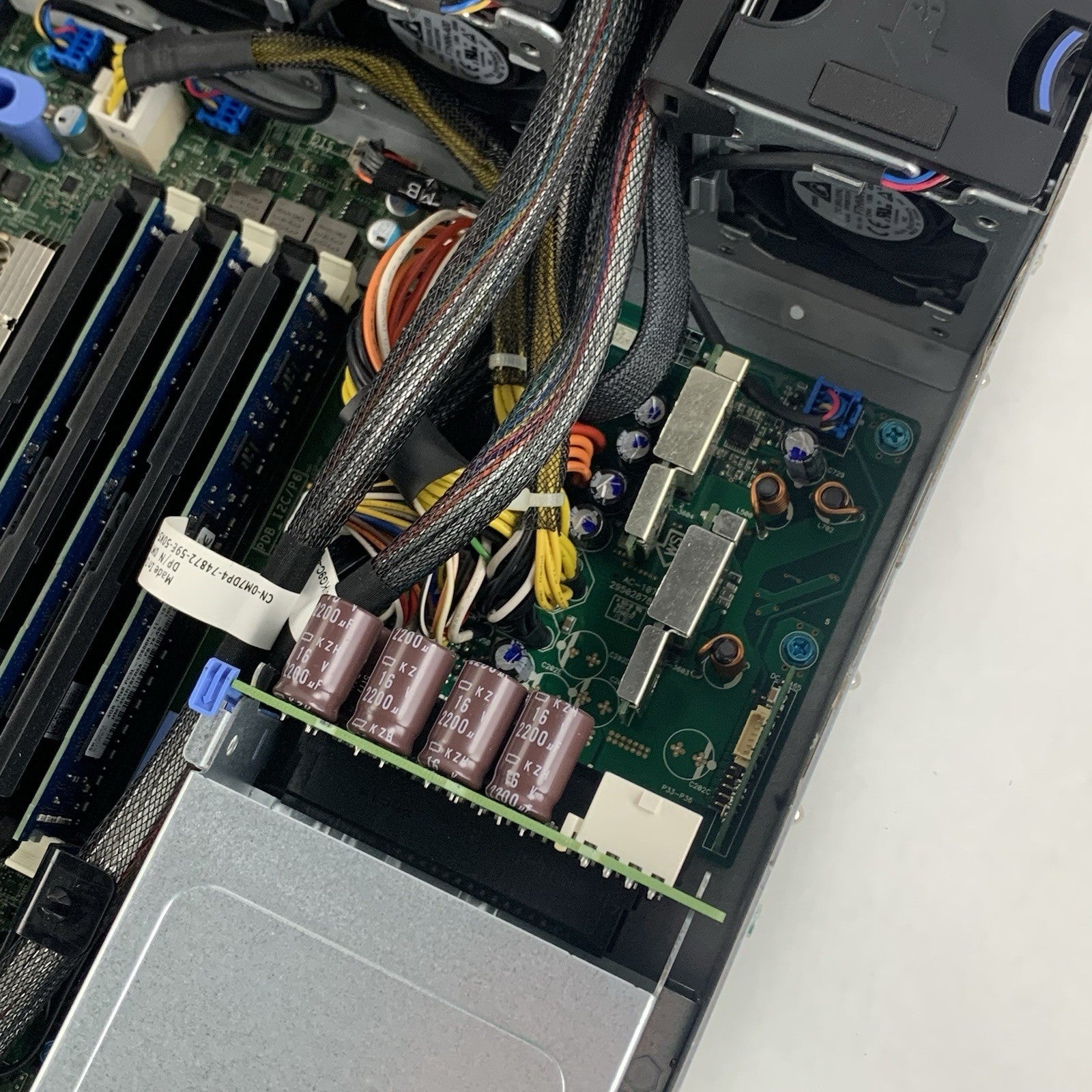 Dell OEMR XL R520 Server 1x E5-2407 2.20 GHz 12 GB RAM No HDD No OS No PSUs18