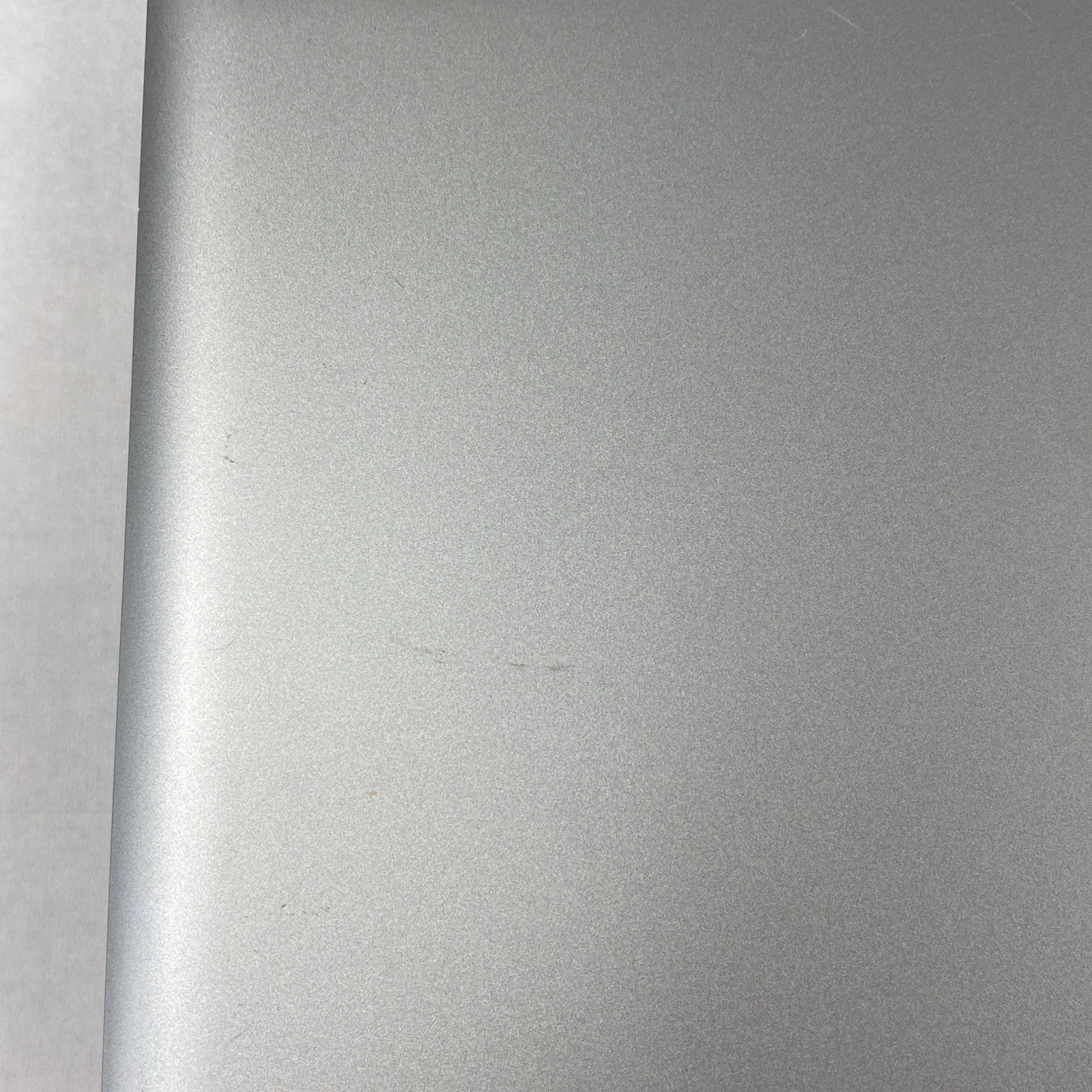 Lenovo IdeaPad 330-17IKB Core i7-8550U 1.80 GHz 16 GB RAM 17.3" No HDD No OS