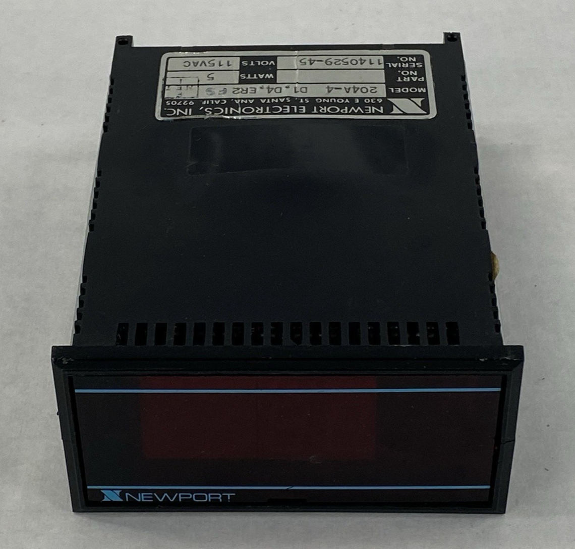 Newport Electronics 204A-4 D1 D4 ER2 FS Voltmeter