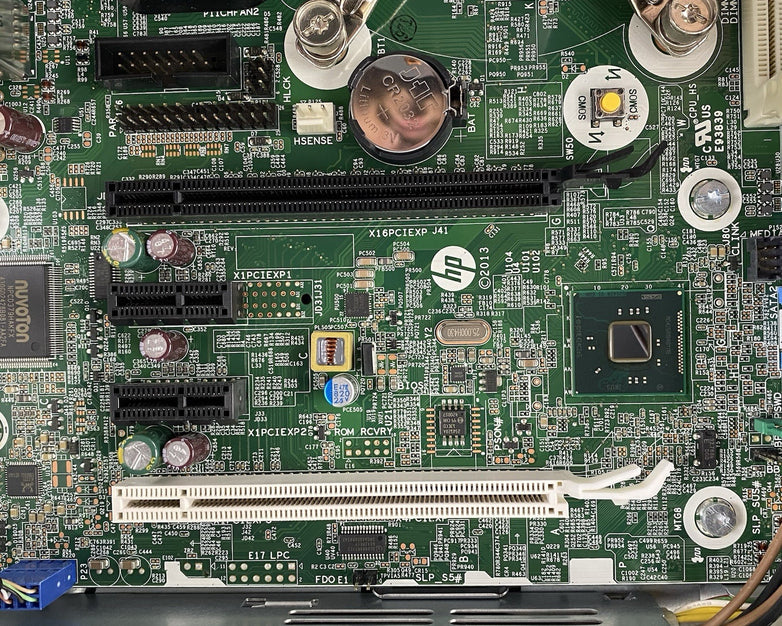 HP EliteDesk 800 G1 SFF Intel Core i5-4590 3.3GHz 4GB RAM No HDD No OS