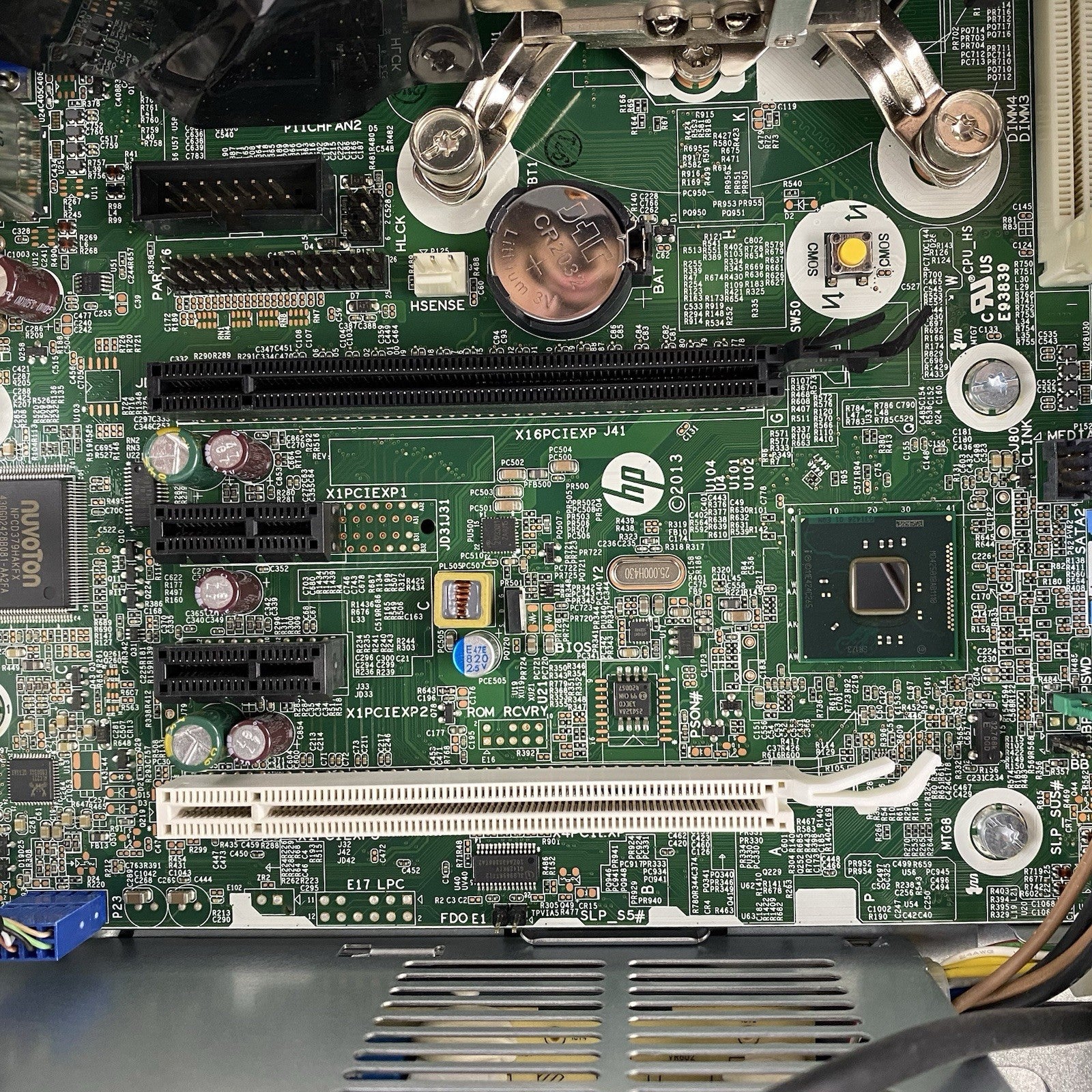 HP EliteDesk 800 G1 SFF Intel Core i5-4590 3.3GHz 4GB RAM No HDD No OS