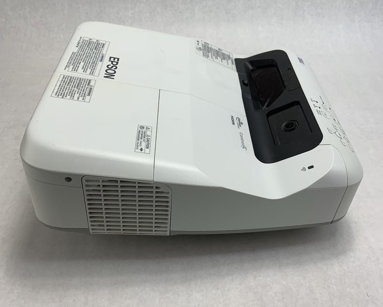 Epson PowerLite 695Wi H740A LCD Lamp Projector 4643 Lamp Hours - No Remote