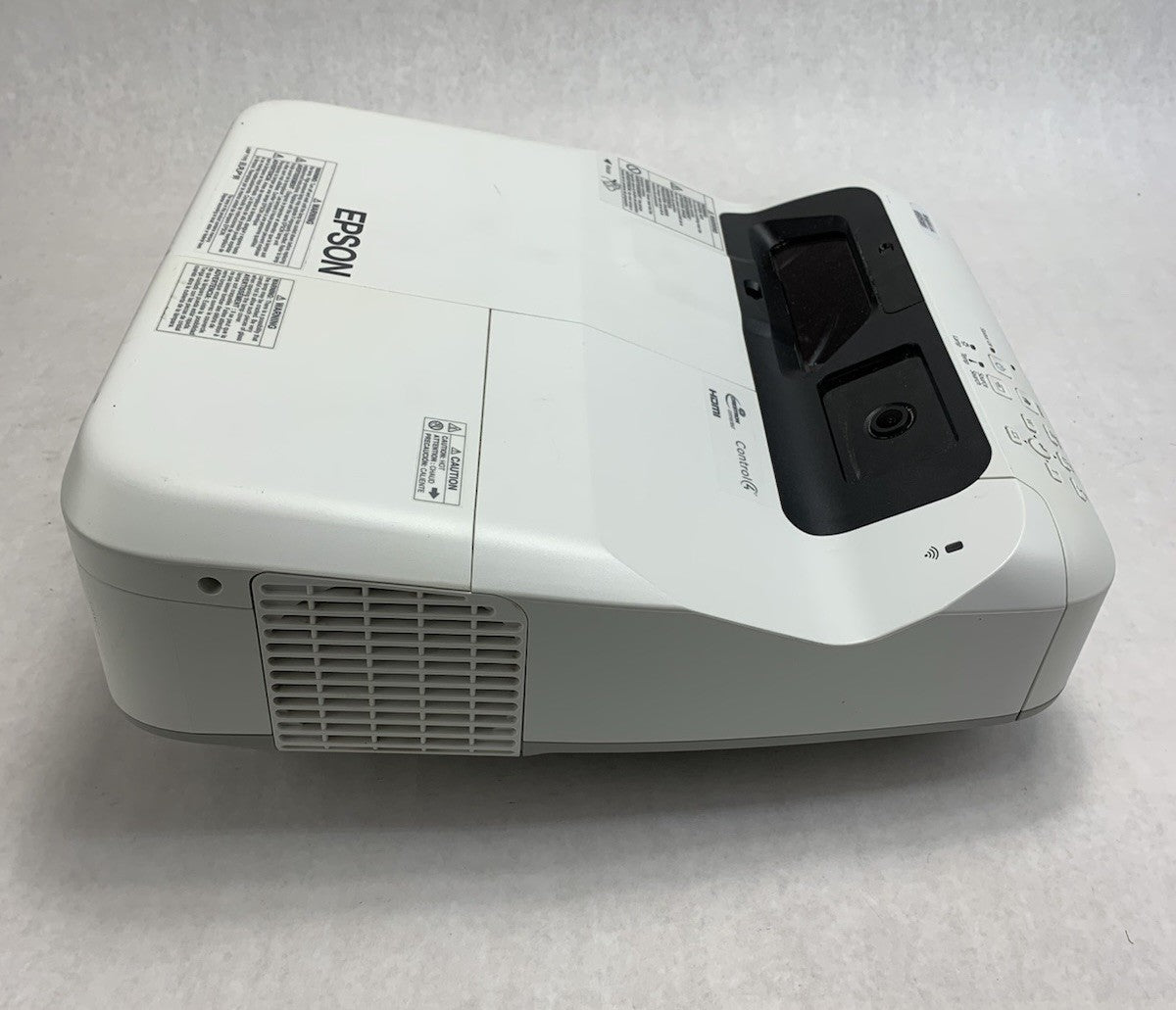 Epson PowerLite 695Wi H740A LCD Lamp Projector 4643 Lamp Hours - No Remote2