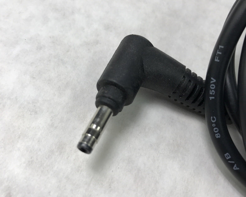 HP HSTNN-CA189 Laptop Charger 60Hz 19.5V 40W 2.05A 622435-002 (Lot of 2)