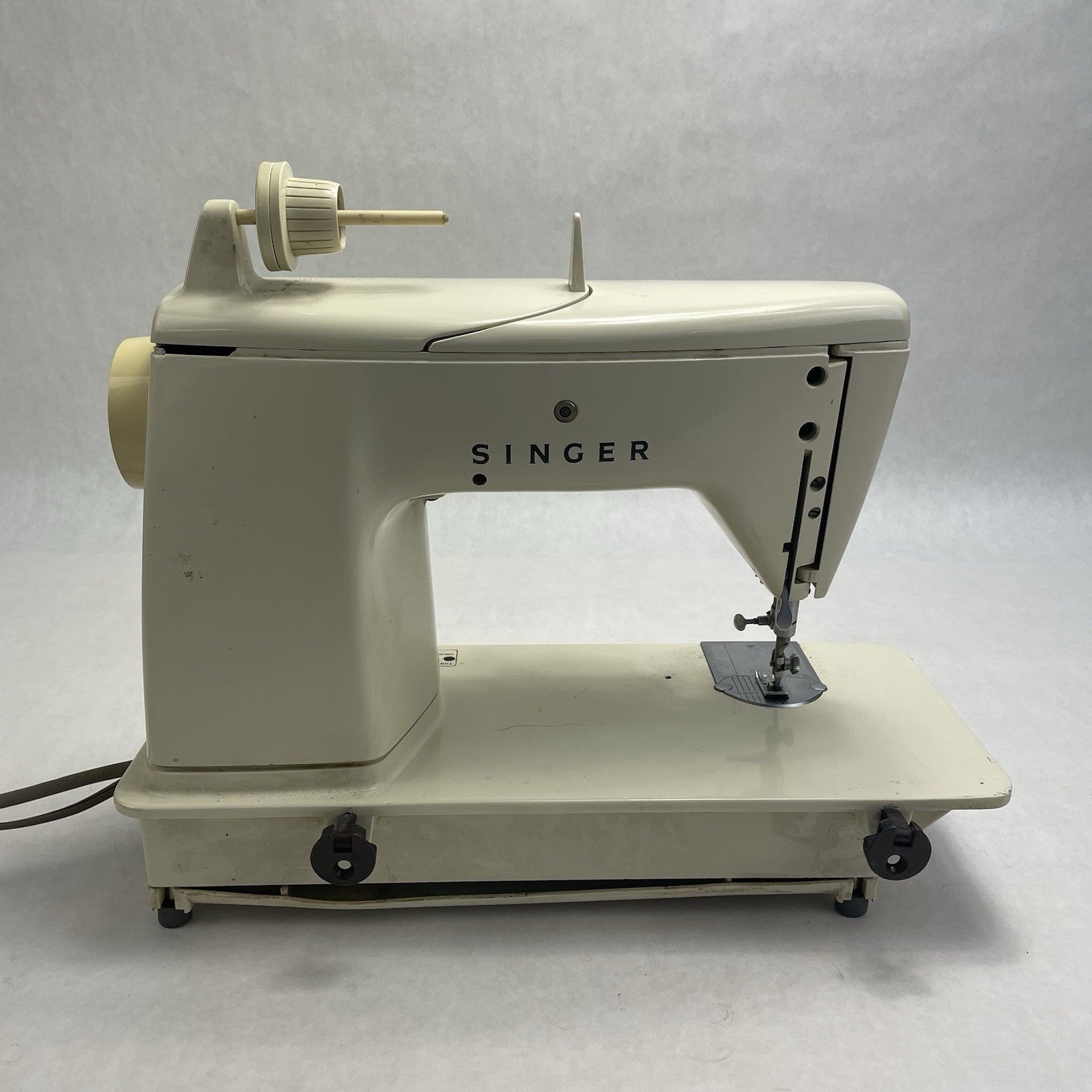 Singer Golden Touch & Sew 630 Sewing Machine Parts Or Repair11