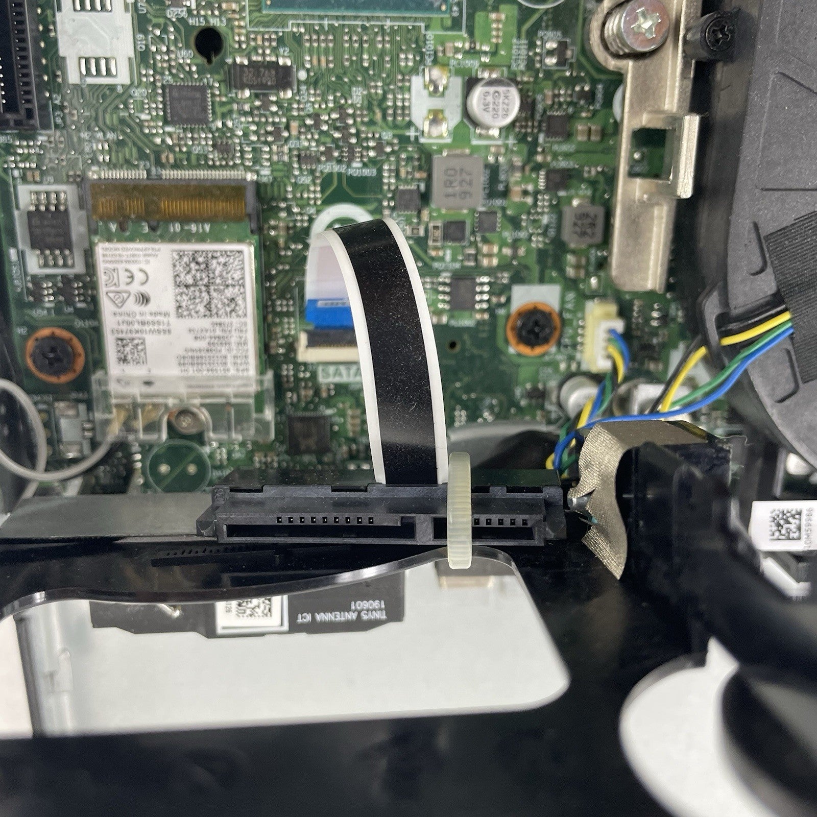 Lenovo ThinkCentre M720Q Micro i5-8400T 1.70 GHz 8 GB RAM No SSD/OS/AC16