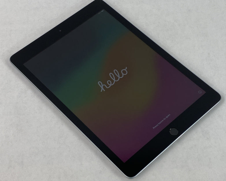 Apple iPad 6th Gen A1893 32GB 9.7" Retina Wi-Fi Space Gray IOS 17.7.10