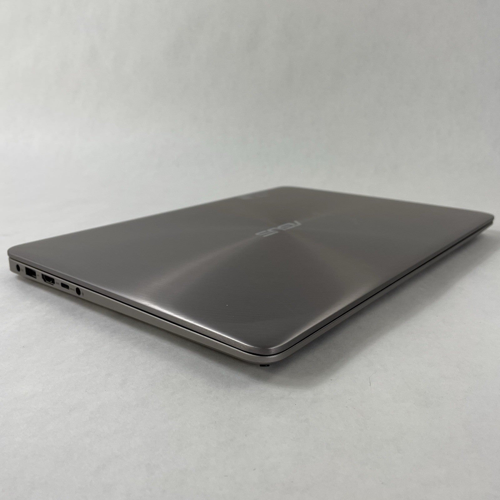 Asus UX410U 14" i7-8550 1.80 GHz 8 GB RAM No SSD/OS/AC/Battery10