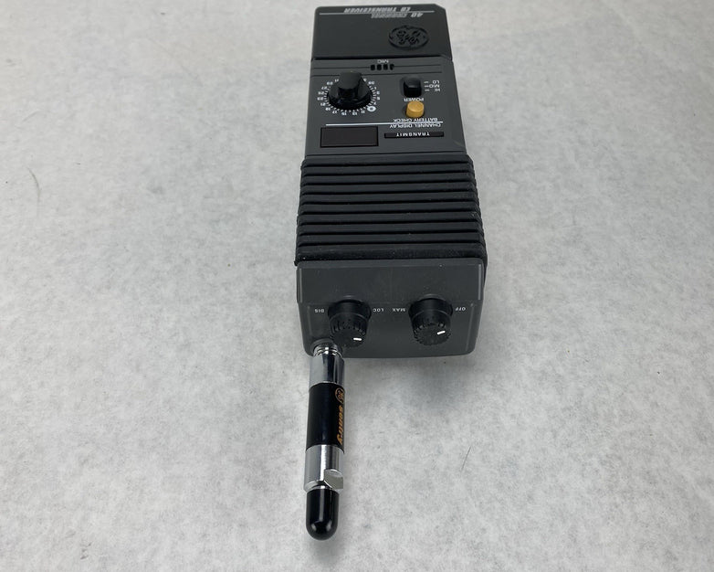 General Electric 3-5979 40-Channel Handheld CB Transceiver Untested