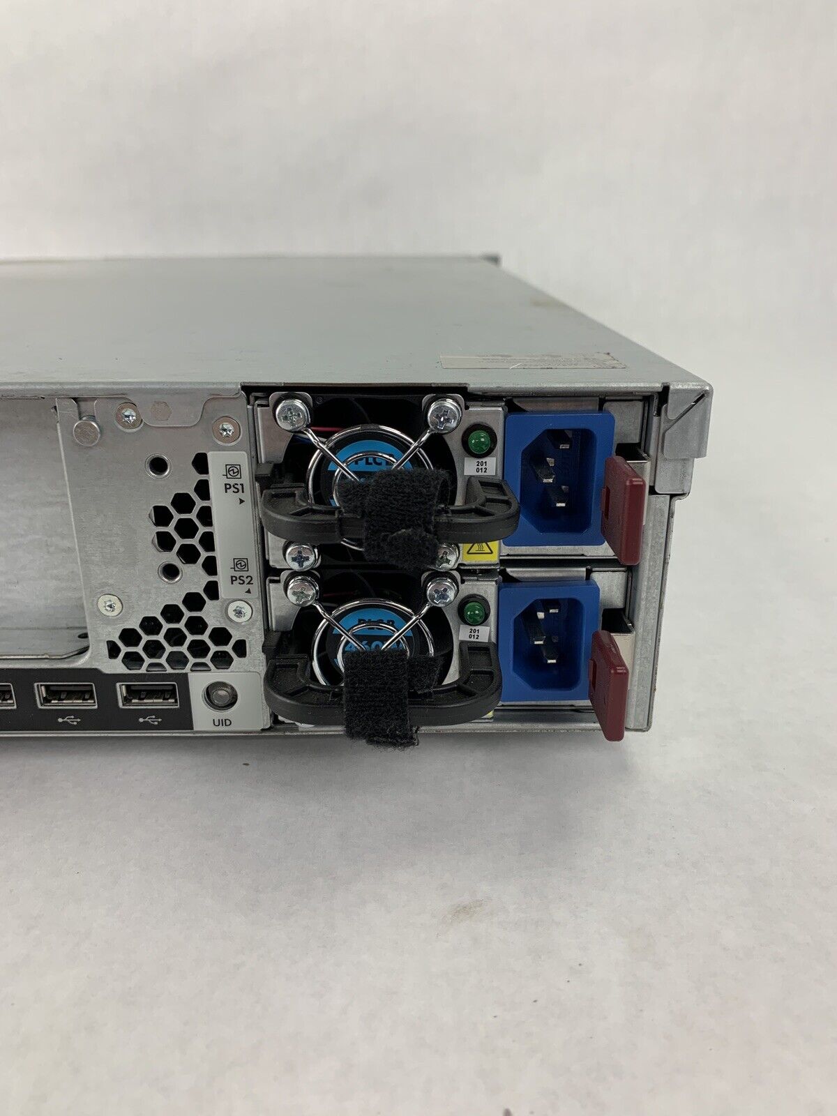 HP ProLiant DL 380p Gen8 Server Xeon E5-2620 2.0 GHz 16 GB RAM No HDD No OS