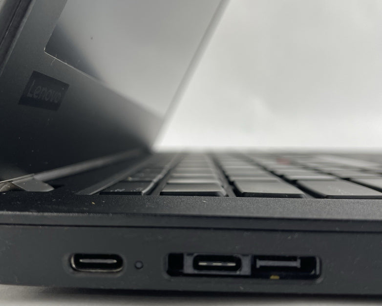 Lenovo ThinkPad T480 14" i5-8350U 1.70 GHz 8 GB RAM No SSD/OS/AC - Missing DIMM