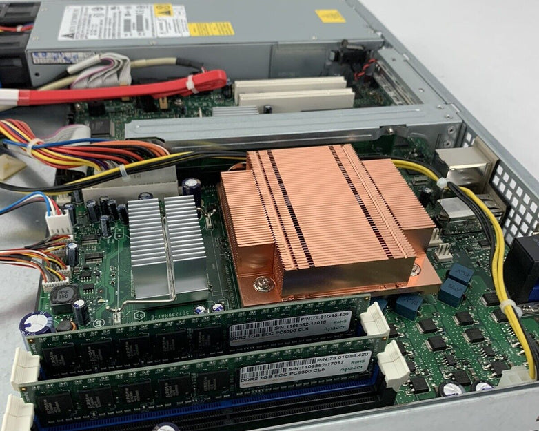 Intel Server System SR1475NH1 Pentium D 3.4 GHz  2 GB Ram No OSS No HDD