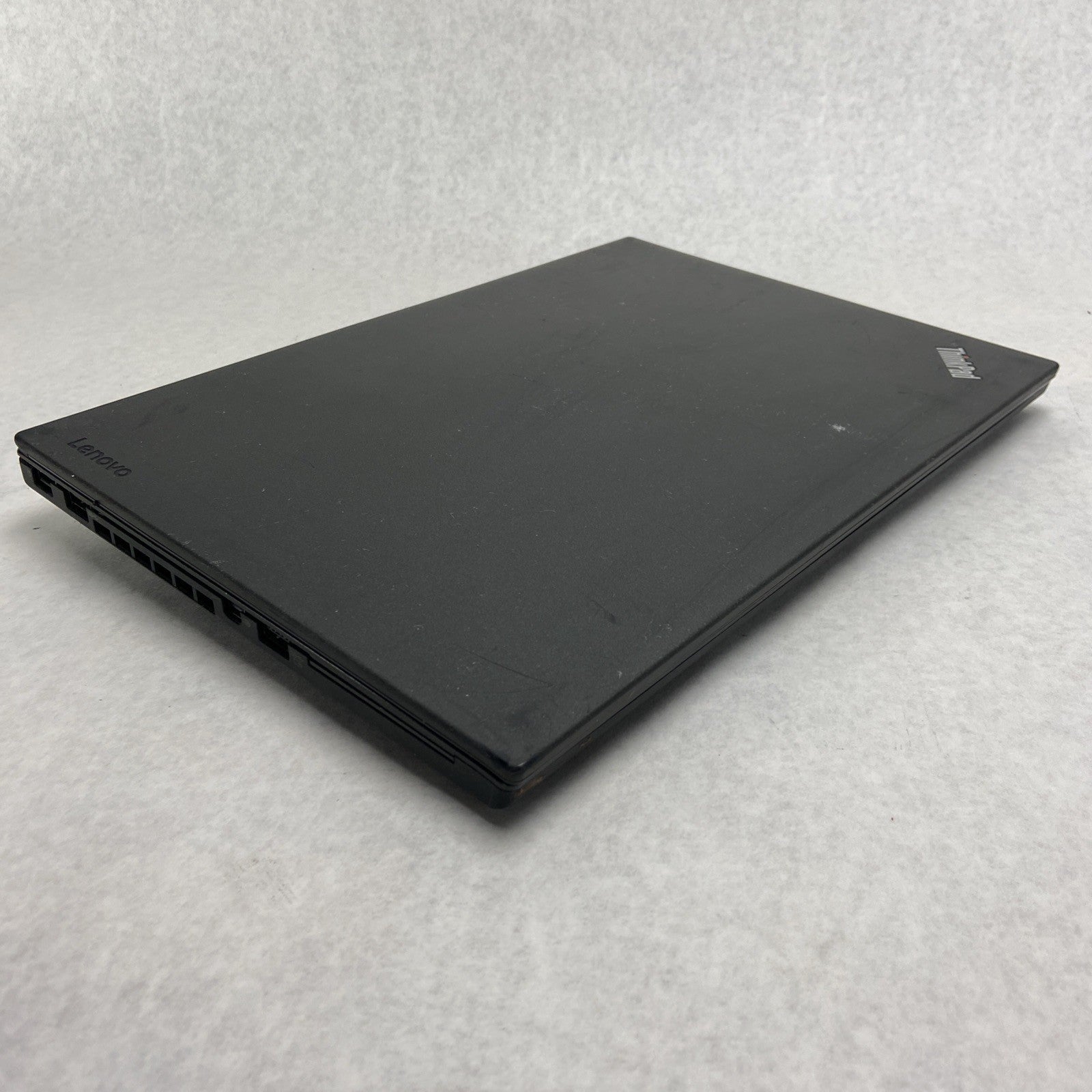 Lenovo ThinkPad T460 Intel Core i5-6300U 2.40 GHz 8 GB RAM 14" No HDD No OS