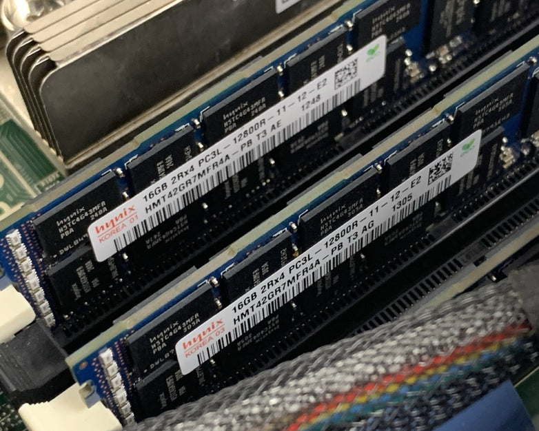 Dell PowerEdge R520 2U Server 2x Xeon E5-2440 2.4 GHz 96 GB RAM No OS No HDD