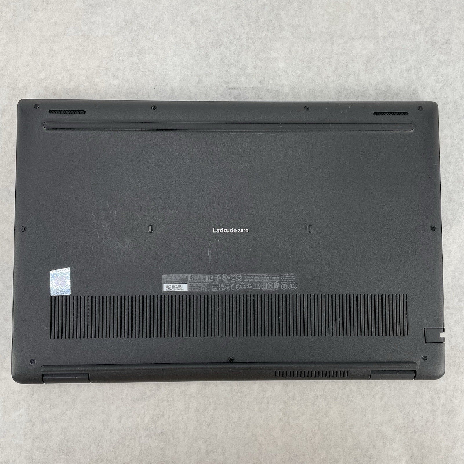 Dell Latitude 3520 15.6" i5-1135G7 2.40 Ghz 8 GB RAM No SSD/OS/AC15