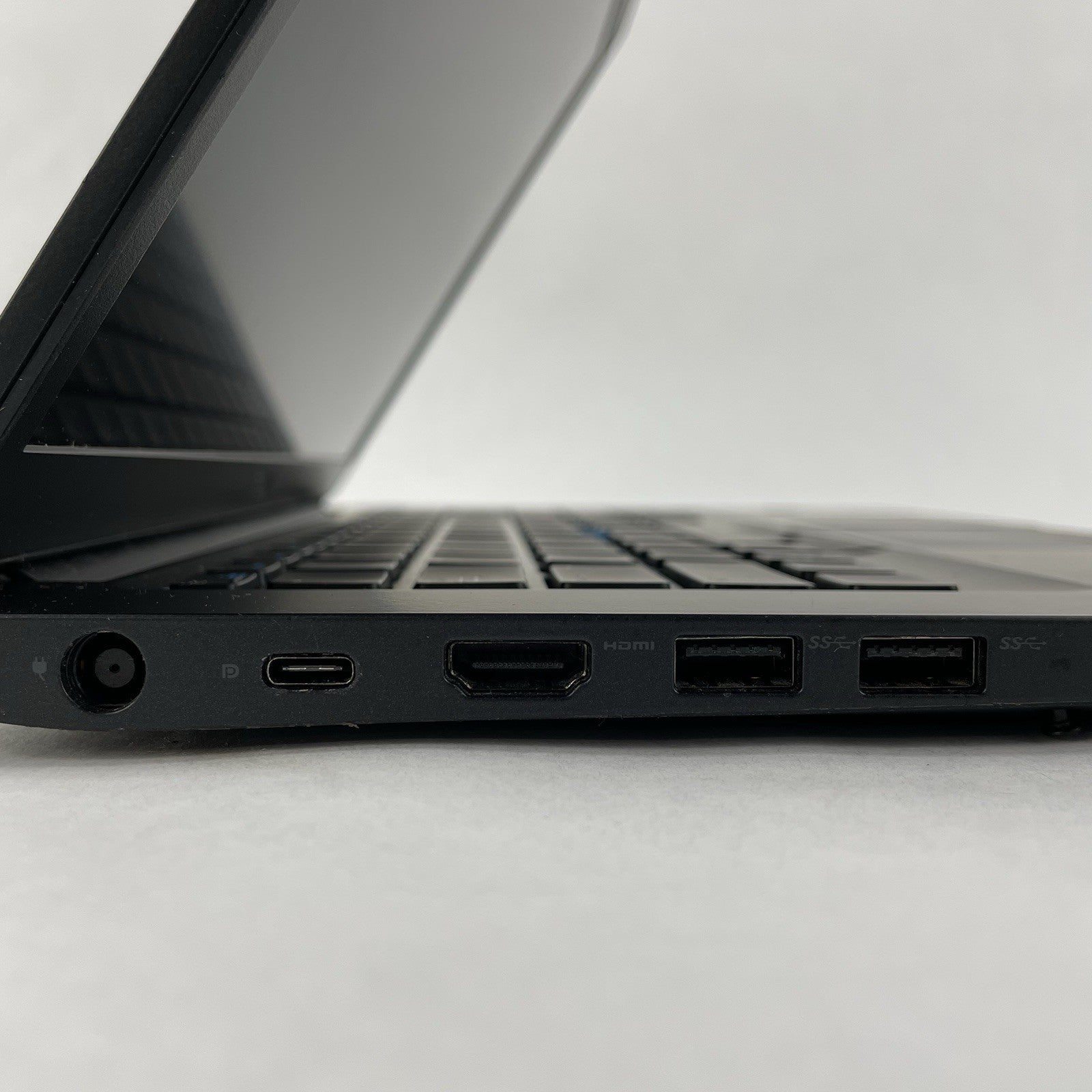 Dell Latitude 7490 14" i5-7300U 2.60 GHz 8 GB RAM No SSD/OS/AC6